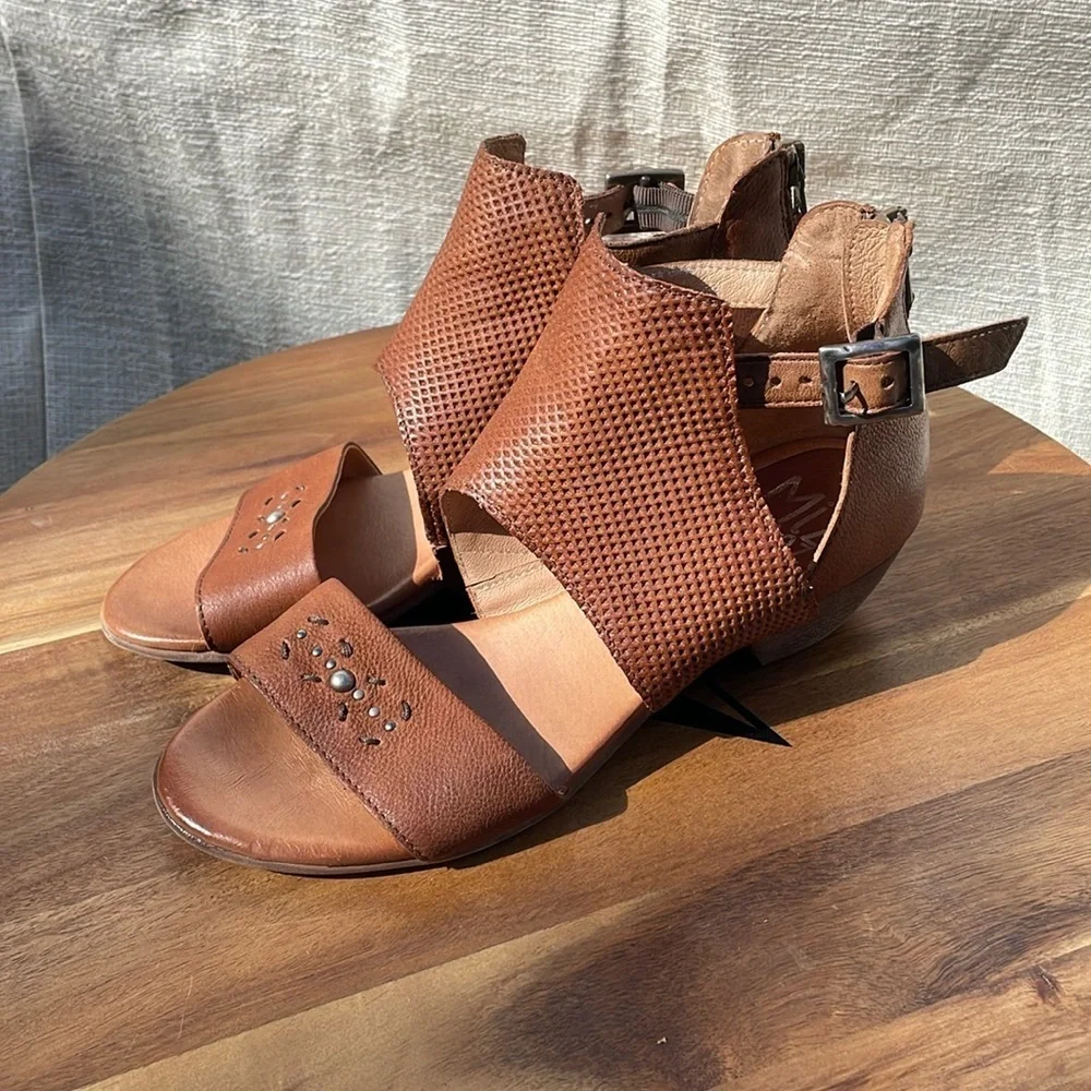 Miz Mooz Women’s Caribe Leather Cutout Sandals Brandy/Brown/Tan Size 38